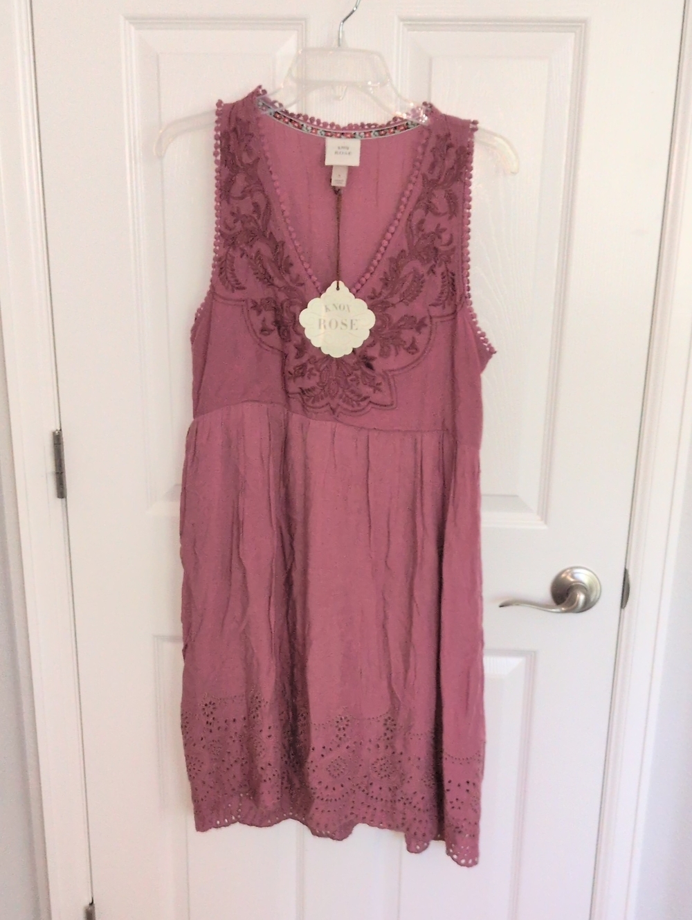 NWT Knox Rose Sleeveless Embroidered Dress - Mauve - S